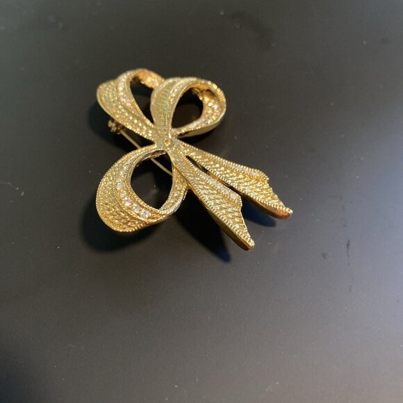 Vintage Bow Brooch Pin Signed Roman Estate Textured Gold Tone Metal Rhinestone R - Picture 5 of 16